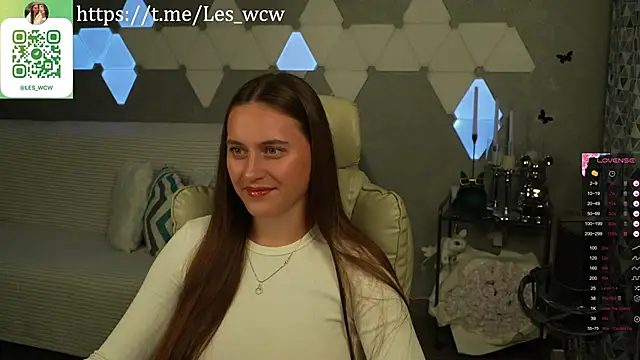 Snapshot of HarleyDeess chatting on September 28, 8:47 pm HarleyDeess online show from September 28, 8:47 pm