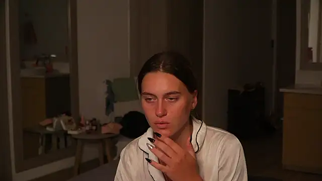 HarleyDeess online show from July 10, 2:23 am