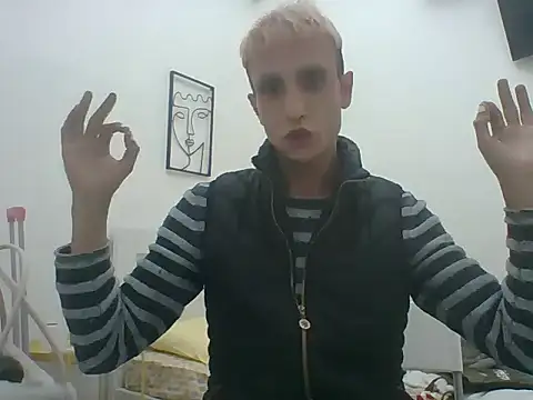 xxxlecram online show from February 7, 5:06 pm