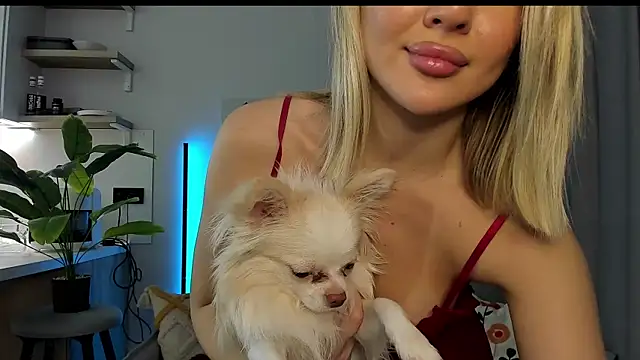 Snapshot of sarahphyllis chatting on October 16, 9:39 pm sarahphyllis online show from October 16, 9:39 pm