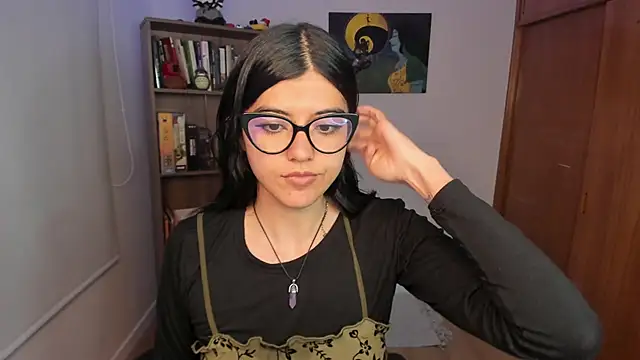 valerie  skyy online show from December 19, 2:59 am