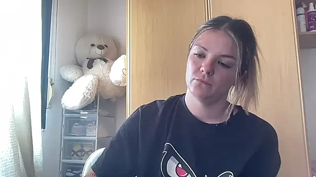 missykat online show from July 9, 10:17 am