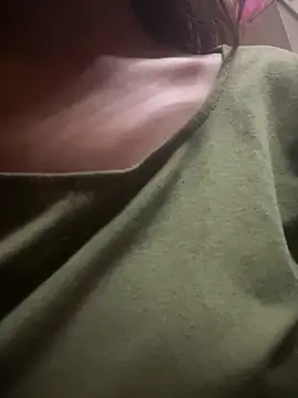 PARI Hun online show from February 4, 7:06 pm