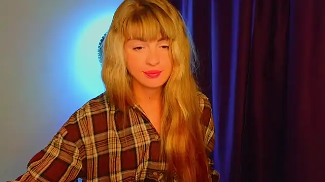  comefeelme  online show from December 15, 3:28 pm