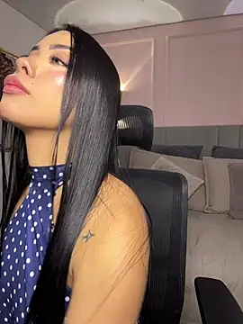 Miss blue69 online show from June 16, 1:39 am