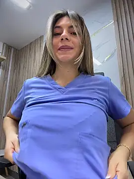 alicee16 online show from May 29, 2:09 am