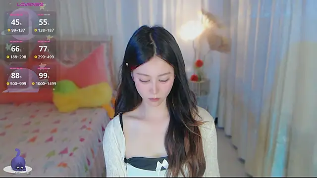Aimee-520 online show from May 30, 8:01 am