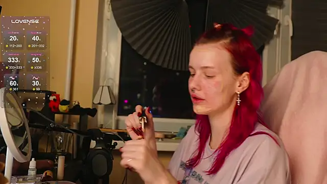 BlueCherryy online show from November 18, 7:59 pm