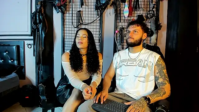 Twisted Fantasy online show from January 10, 11:31 pm