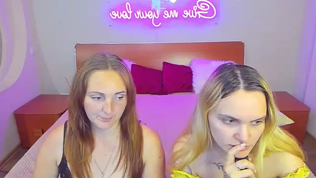 Snapshot of MagicEyess chatting on September 28, 6:13 pm MagicEyess online show from September 28, 6:13 pm