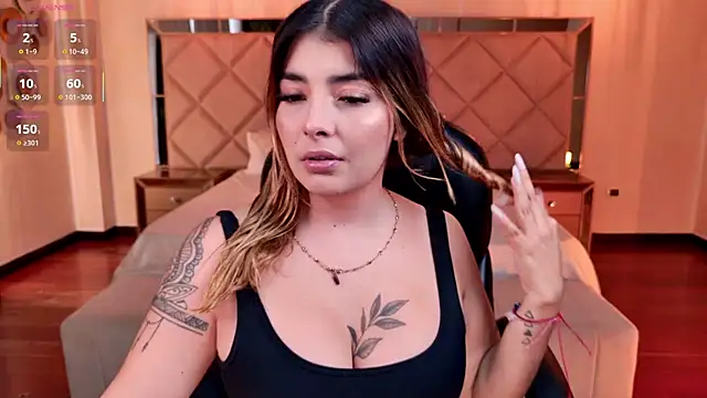 LisaMonroe  online show from September 13, 7:33 pm