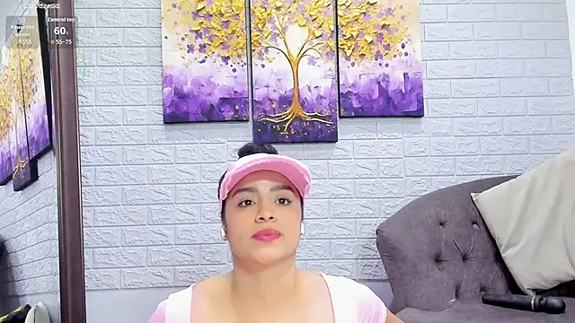 Paula Desousa online show from December 22, 10:35 pm