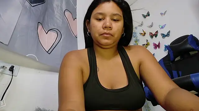 lucy hairypussy83 online show from January 17, 1:07 pm