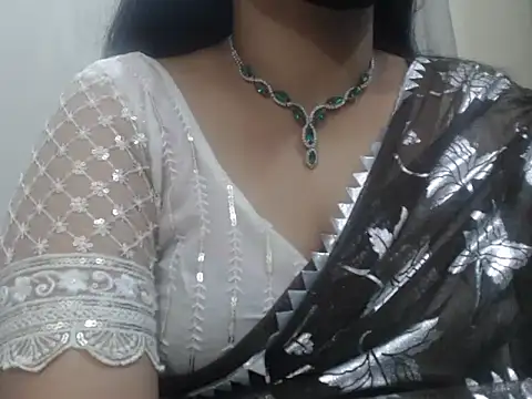 Lovely Siri 23 online show from July 25, 9:55 pm