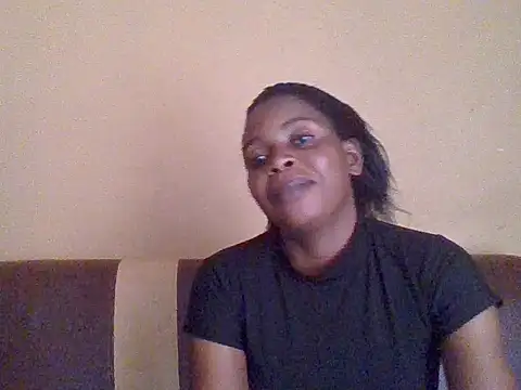 Snapshot of sweetbabra1 chatting on September 29, 12:21 pm sweetbabra1 online show from September 29, 12:21 pm