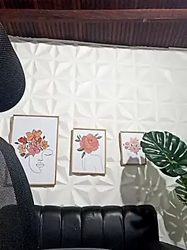 Valentinaa mature online show from September 27, 1:02 am