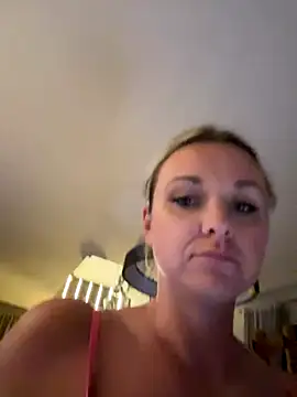 Bella-Tight online show from November 4, 6:46 pm