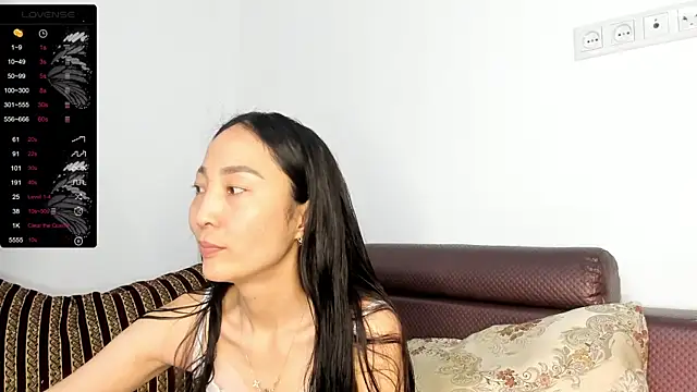 1reisatumi  online show from May 21, 3:10 pm