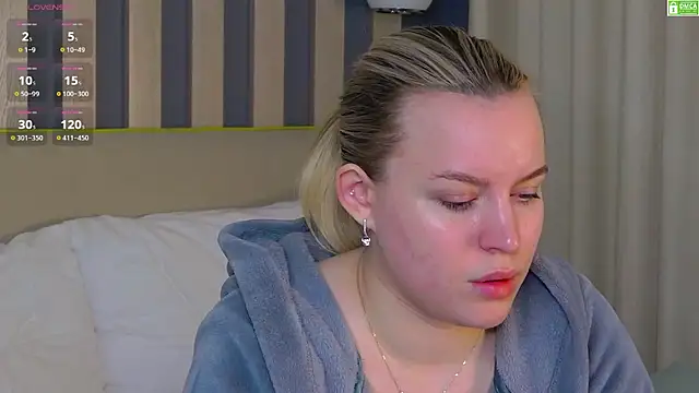 AmaliaBell online show from April 19, 6:10 pm