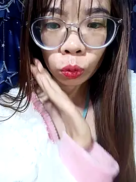   Mai-love19   online show from December 13, 10:05 pm