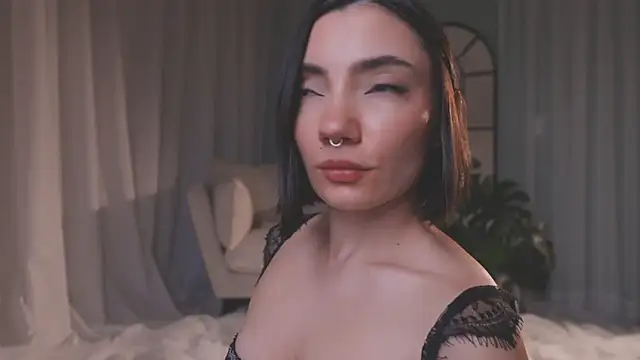 AmyArmstrong online show from March 23, 11:32 pm