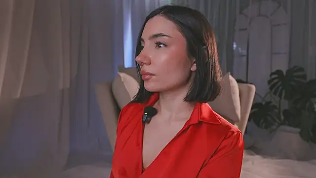 AmyArmstrong online show from April 11, 10:24 pm