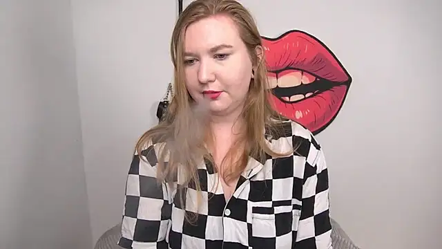 LaraDream online show from November 6, 5:08 pm